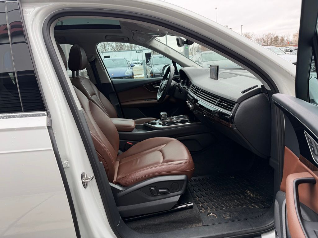 2019 Audi Q7 55 Premium Plus Orange MA