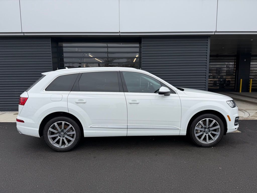 2019 Audi Q7 55 Premium Plus Orange MA