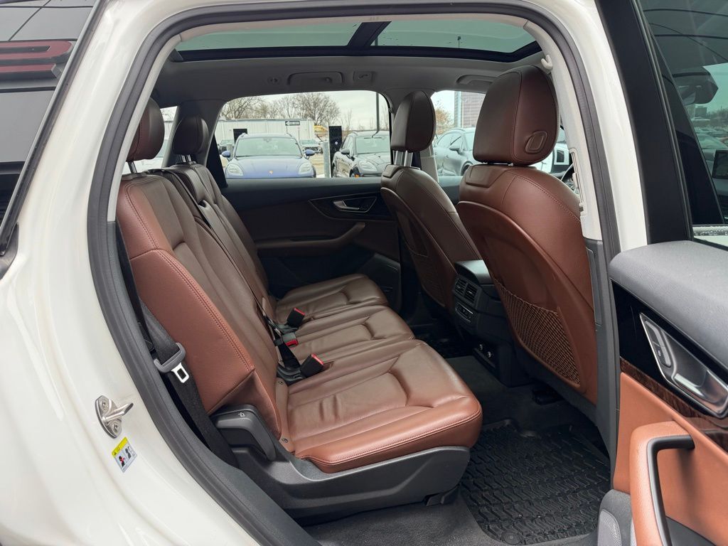 2019 Audi Q7 55 Premium Plus Orange MA