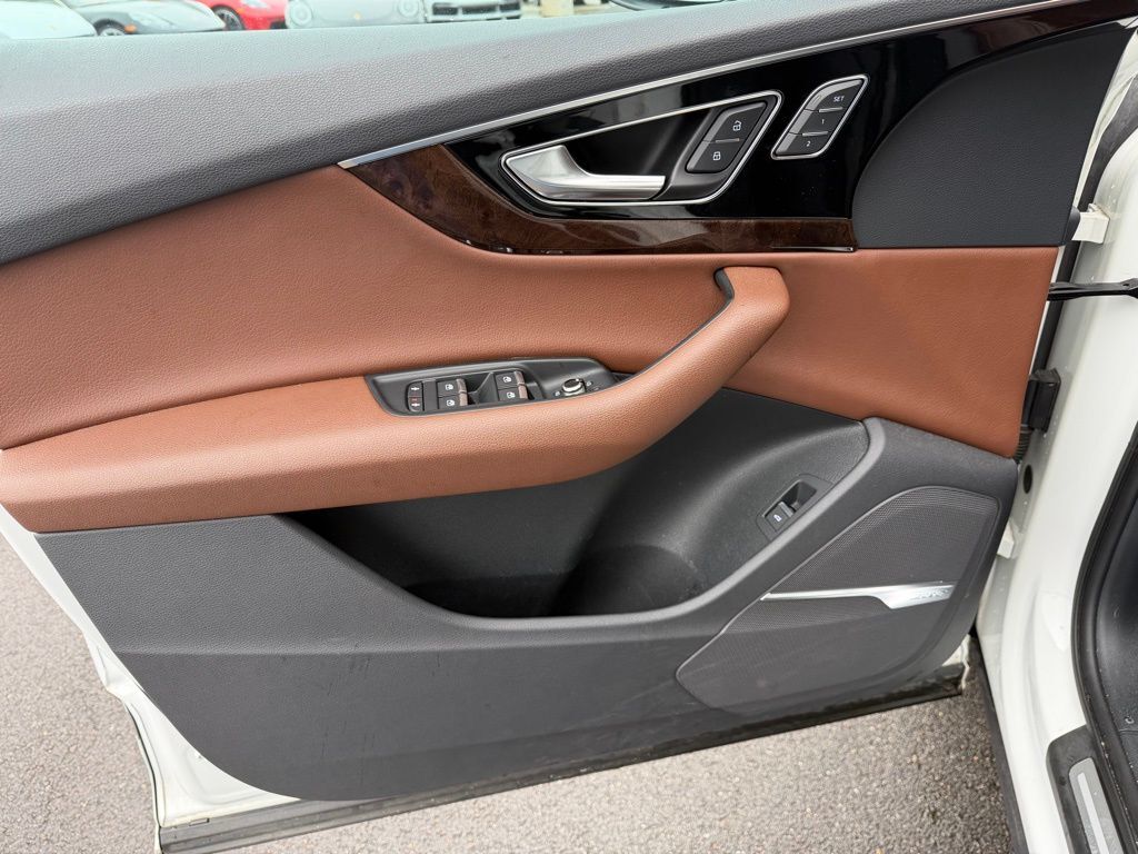 2019 Audi Q7 55 Premium Plus Orange MA