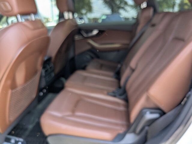 2019 Audi Q7 55 Premium Plus