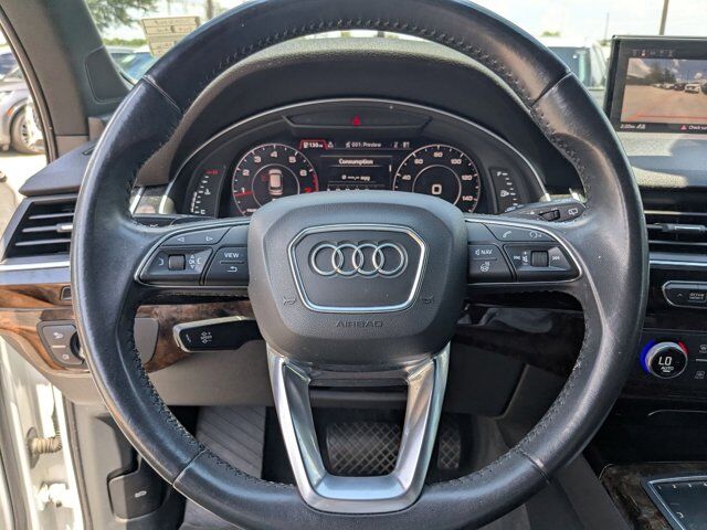 2019 Audi Q7 55 Premium Plus