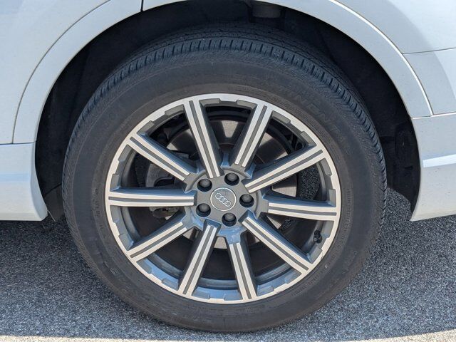 2019 Audi Q7 55 Premium Plus