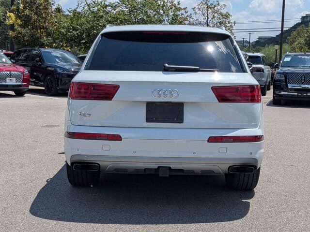 2019 Audi Q7 55 Premium Plus