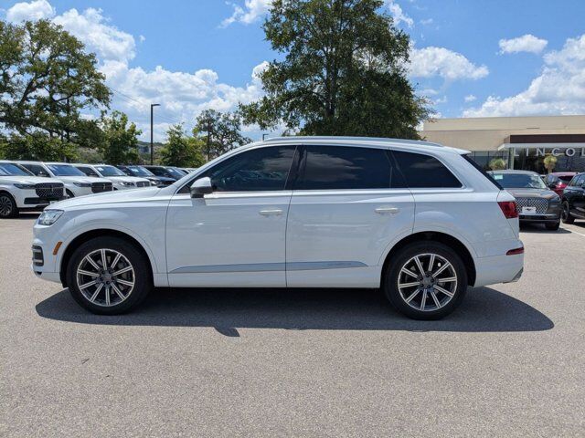 2019 Audi Q7 55 Premium Plus