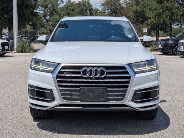 2019 Audi Q7 55 Premium Plus