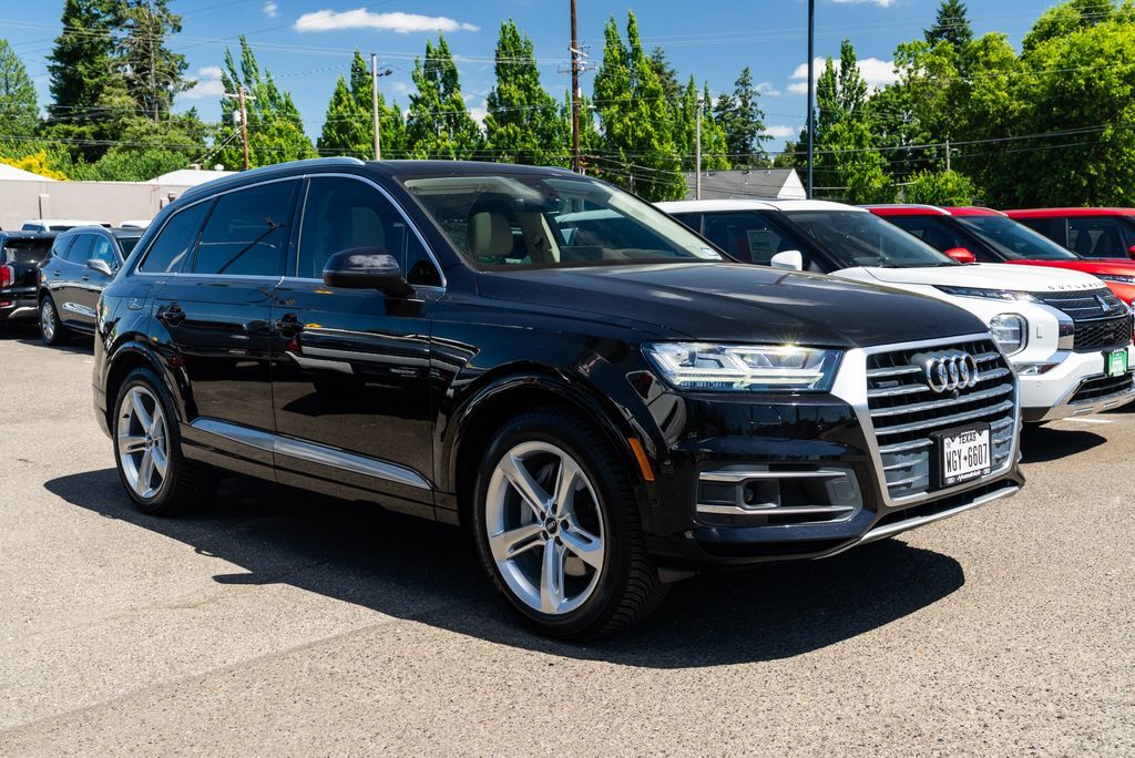 2019 Audi Q7 55 Prestige