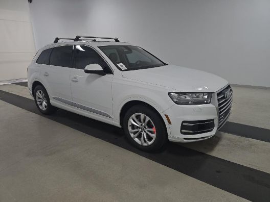 2019 Audi Q7 55 SE Premium Plus