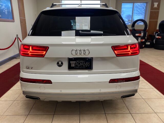 2019 Audi Q7 55 SE Premium Plus