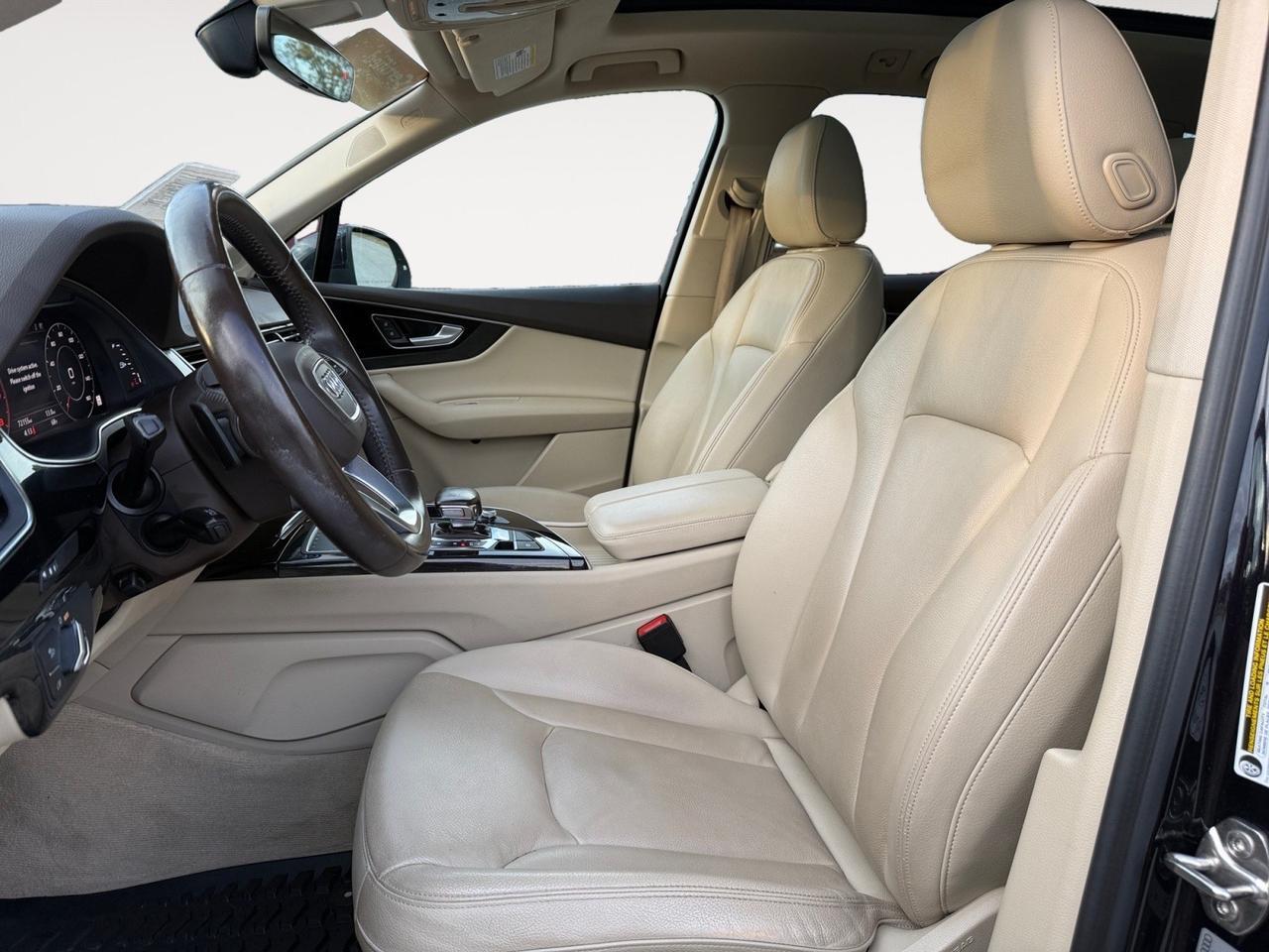 2019 Audi Q7 Premium Plus, HEATED SEATS, 2ND ROW HEATED, 3RD ROW, MOONROOF, UNIVERSAL GARAGE DOOR OPENER, BLUETOOTH, POWERED 3RD ROW, TOW PACKAGE, POWER MIRRORS, KEYLESS START, COME AND TEST DRIVE THIS AUDI Q7! Norfolk VA