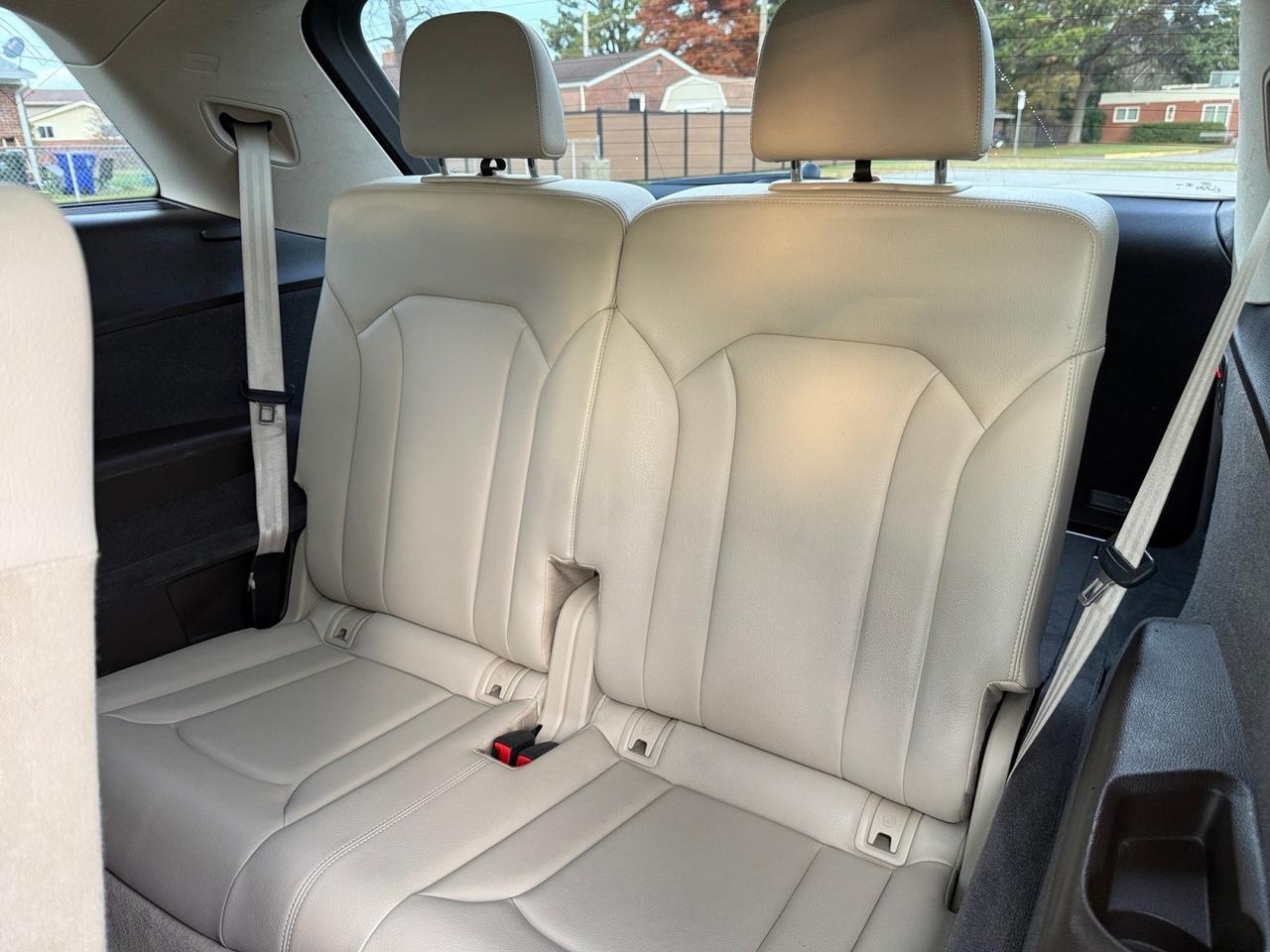 2019 Audi Q7 Premium Plus, HEATED SEATS, 2ND ROW HEATED, 3RD ROW, MOONROOF, UNIVERSAL GARAGE DOOR OPENER, BLUETOOTH, POWERED 3RD ROW, TOW PACKAGE, POWER MIRRORS, KEYLESS START, COME AND TEST DRIVE THIS AUDI Q7! Norfolk VA