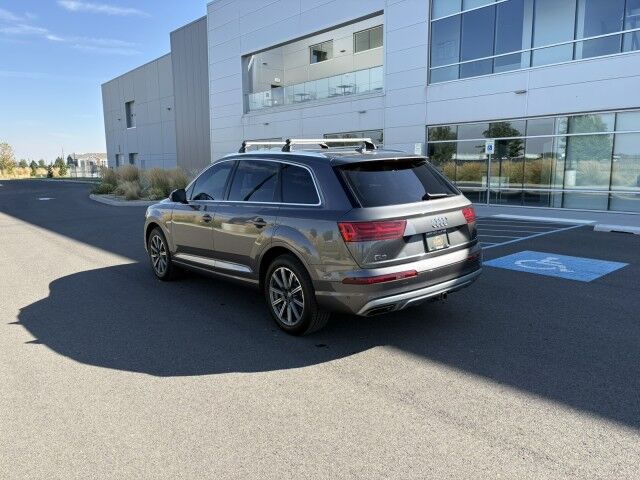 2019 Audi Q7 Premium Plus