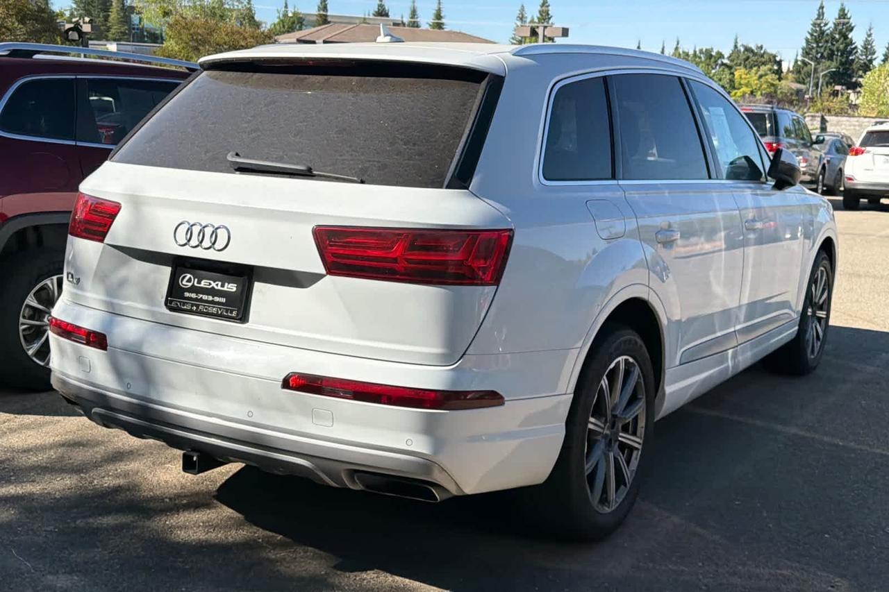 2019 Audi Q7 Premium