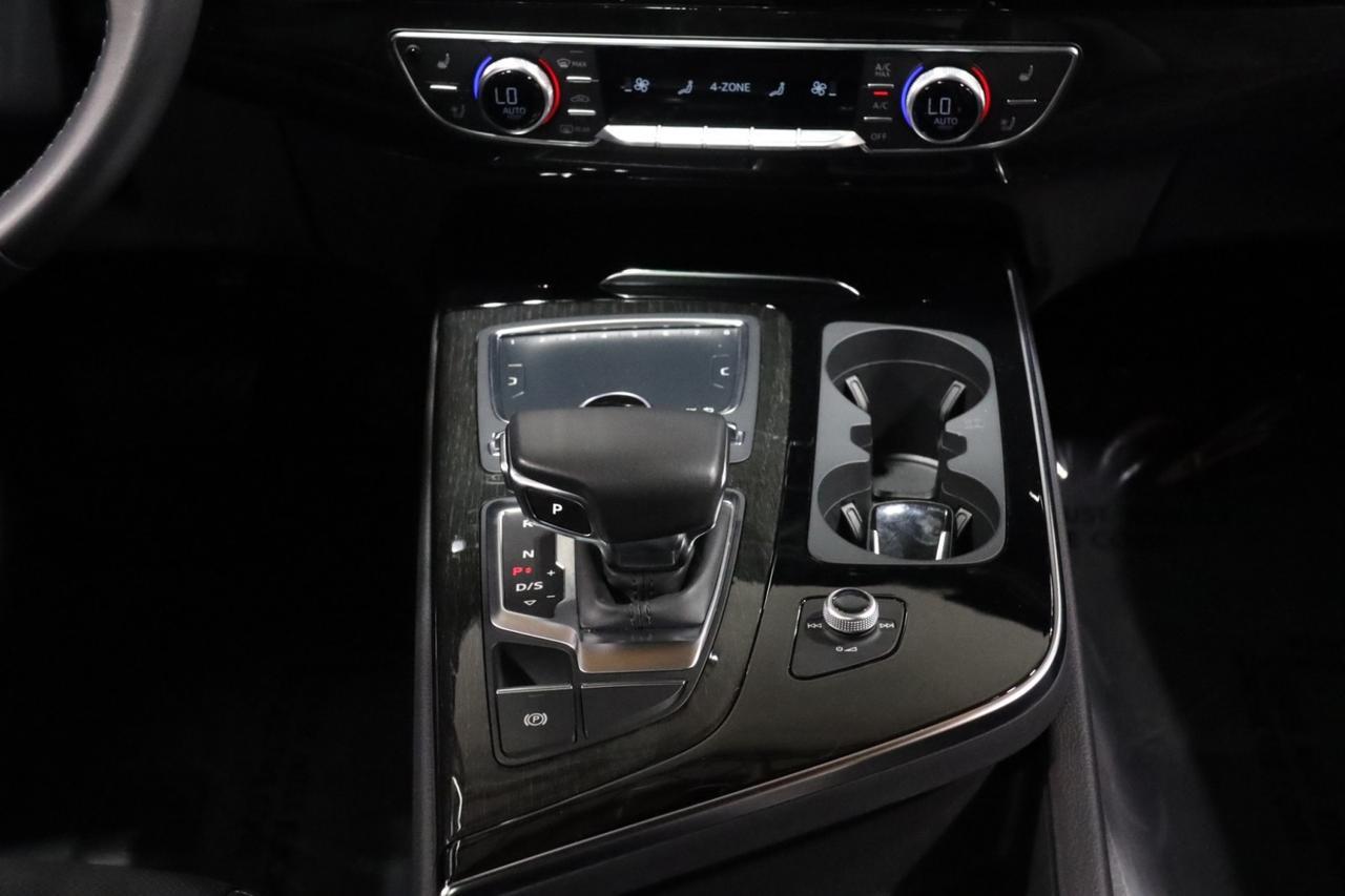 2019 Audi Q7 Prestige 55 TFSI Quattro 4dr Suv Skokie IL
