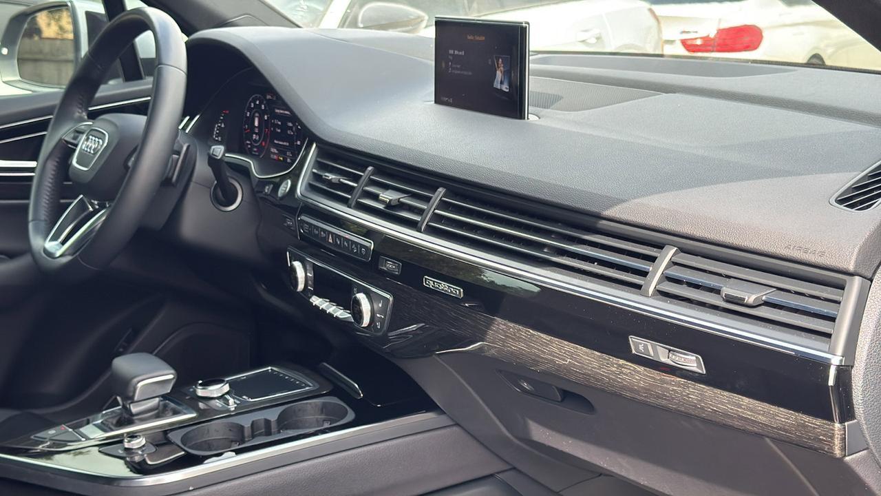 2019 Audi Q7 Prestige  Selma TX