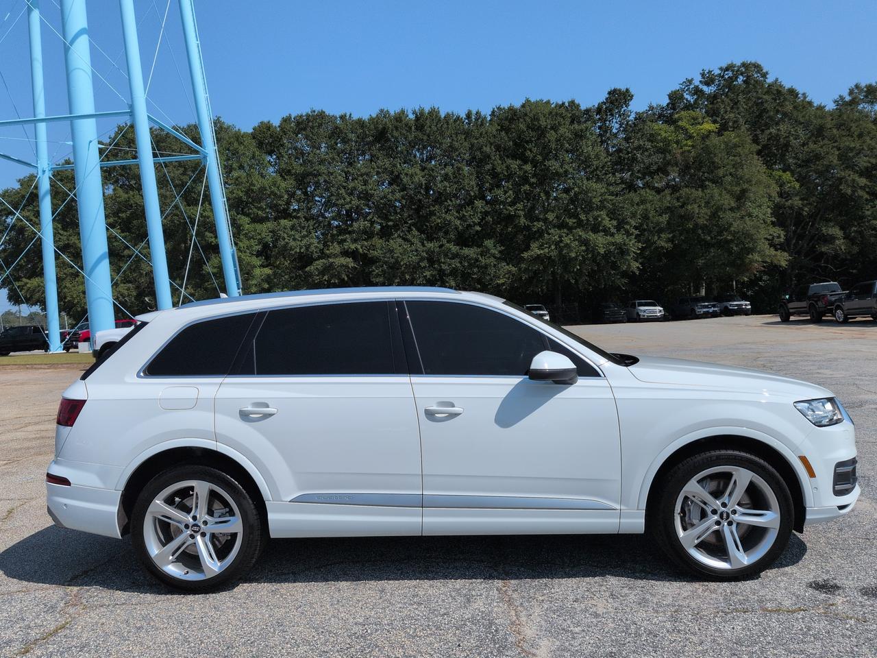 2019 Audi Q7 Prestige