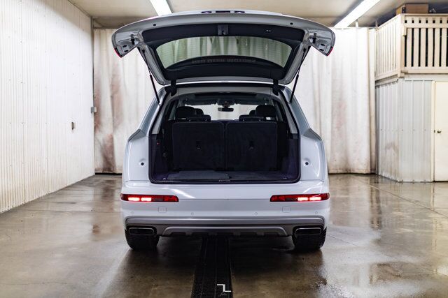 2019 Audi Q7 Quattro Progressiv Leather Roof Nav BCam Red Deer AB