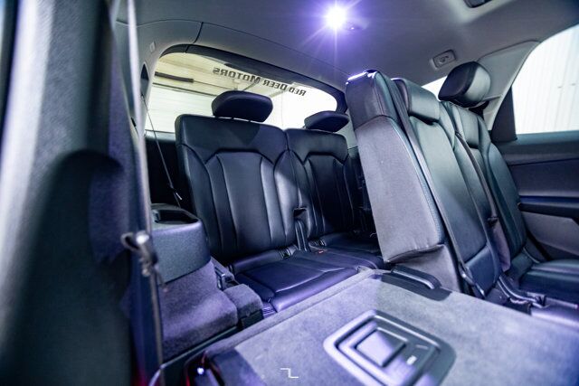 2019 Audi Q7 Quattro Progressiv Leather Roof Nav BCam Red Deer AB