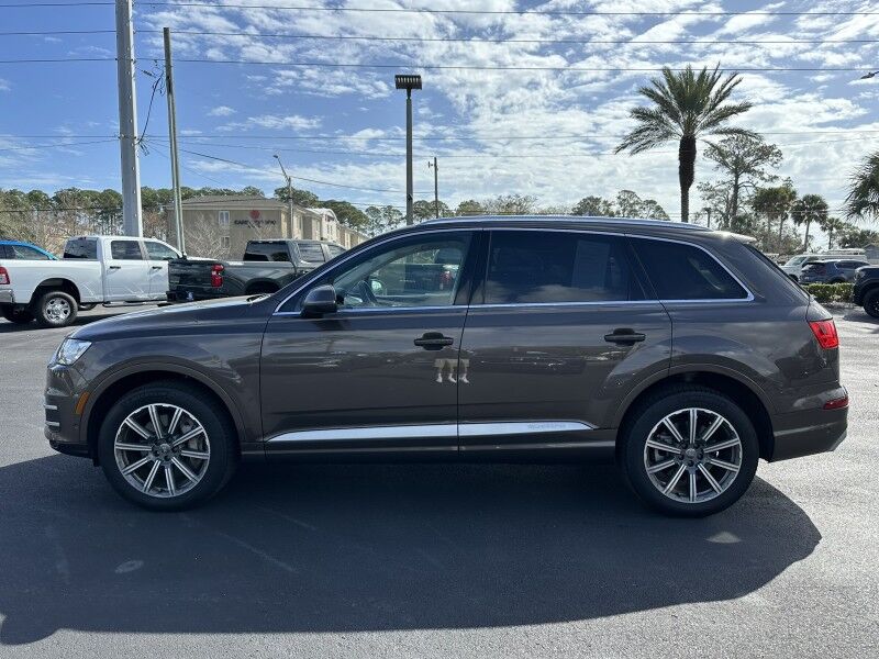 2019 Audi Q7 SE Premium Plus