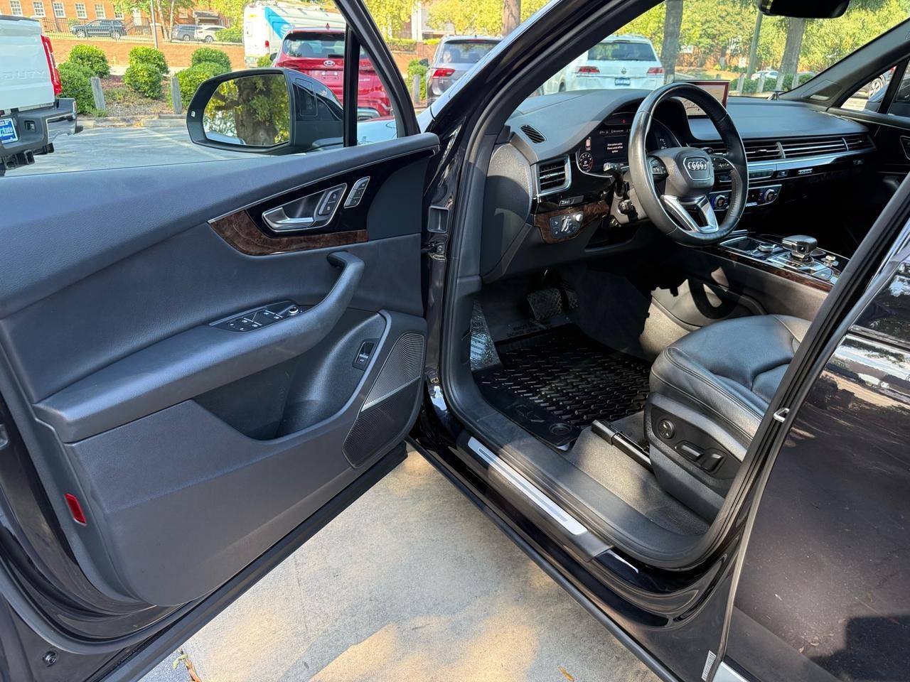 2019 Audi Q7 quattro Prestige 55 TFSI