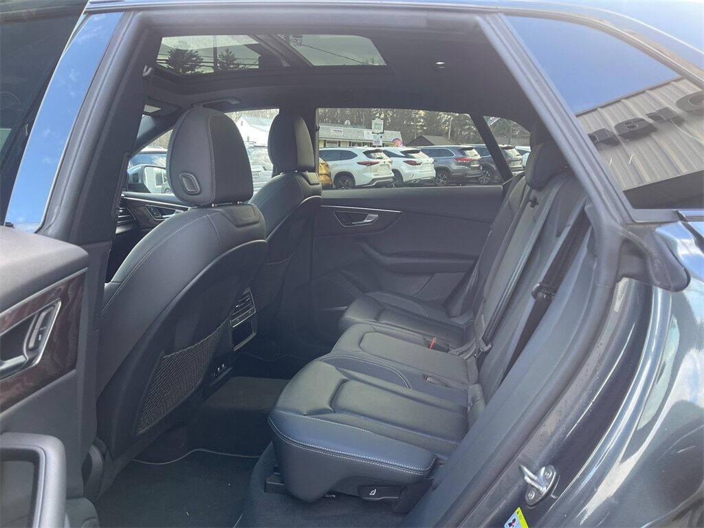 2019 Audi Q8 3.0T Premium Plus Orange MA