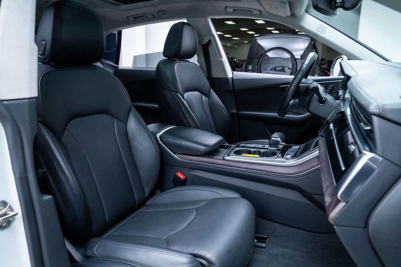 2019 Audi Q8 3.0T Prestige Luxury Package / Extended Leather Package Portland OR