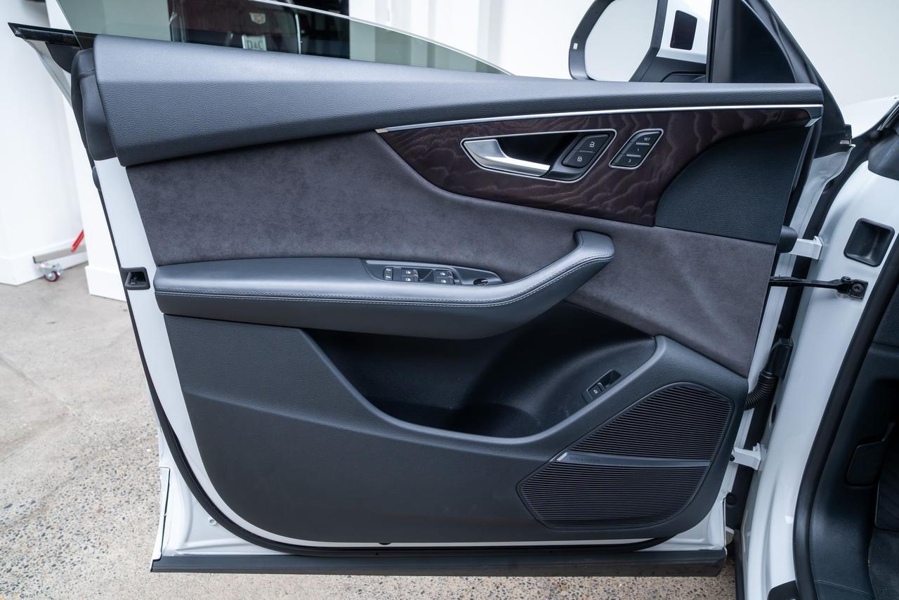 2019 Audi Q8 3.0T Prestige Luxury Package / Extended Leather Package Portland OR