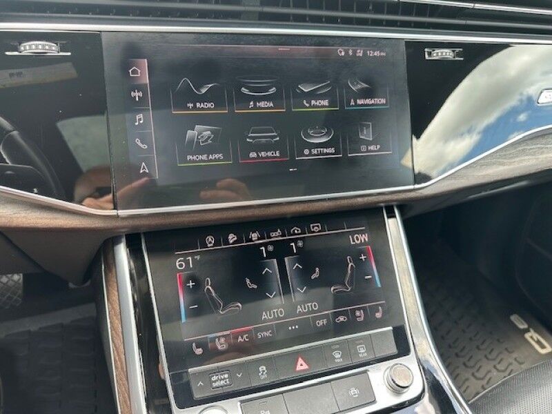 2019 Audi Q8 PREMIUM PLUS LEATHER SUNROOF LOW MILES COLD AC AWD FREE SHIPPING IN FLORIDA Sarasota FL