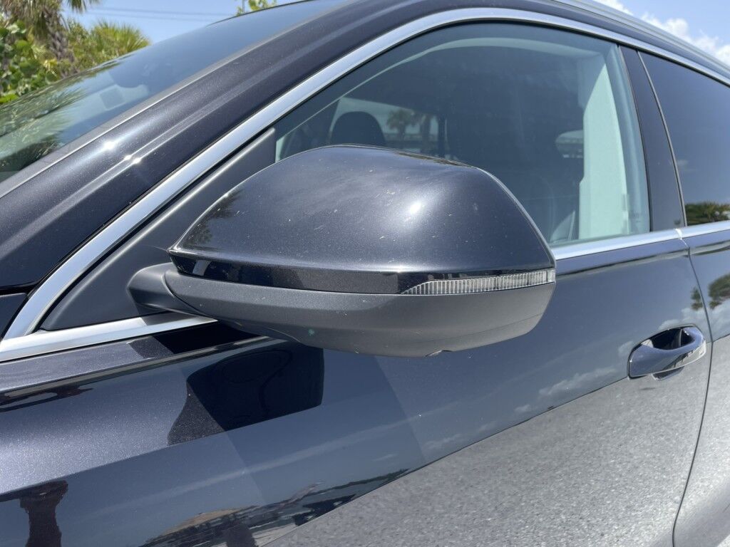 2019 Audi Q8 PREMIUM PLUS~ONLINE FINANCE~AUTO START/STOP~CAMERA SYSTEM~COOLED SEATS~HEATED SIDE MIRRORS~LEATHER SEATS~MEMORIZED SEAT SETTINGS~PANORAMIC MOONROOF / SUNROOF~PARKING SENSORS~PREMIUM SOUND SYSTEM Sarasota FL