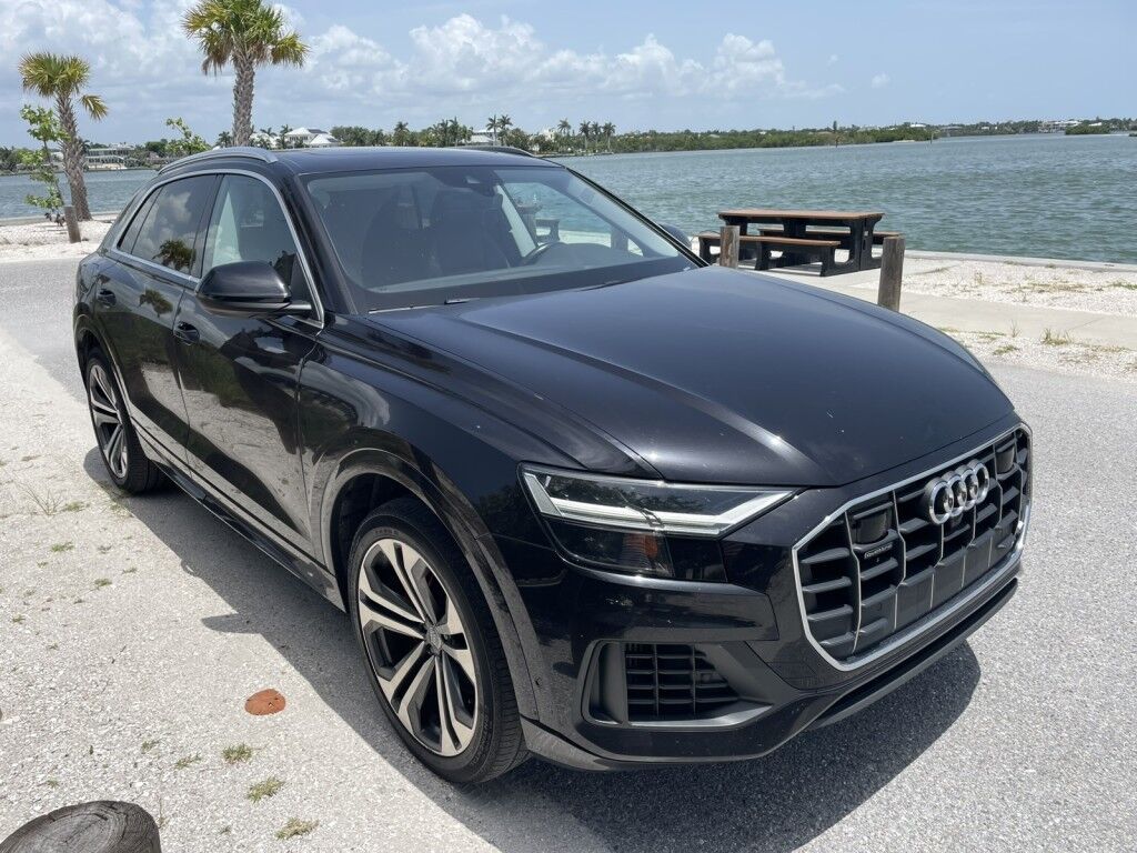 2019 Audi Q8 PREMIUM PLUS~ONLINE FINANCE~AUTO START/STOP~CAMERA SYSTEM~COOLED SEATS~HEATED SIDE MIRRORS~LEATHER SEATS~MEMORIZED SEAT SETTINGS~PANORAMIC MOONROOF / SUNROOF~PARKING SENSORS~PREMIUM SOUND SYSTEM Sarasota FL