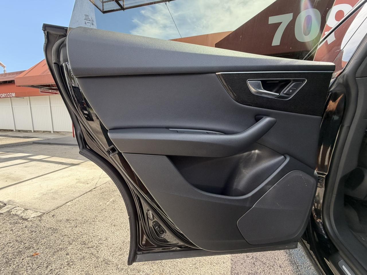 2019 Audi Q8 Premium Miami FL