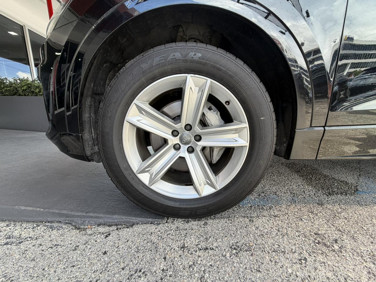 2019 Audi Q8 Premium Miami FL