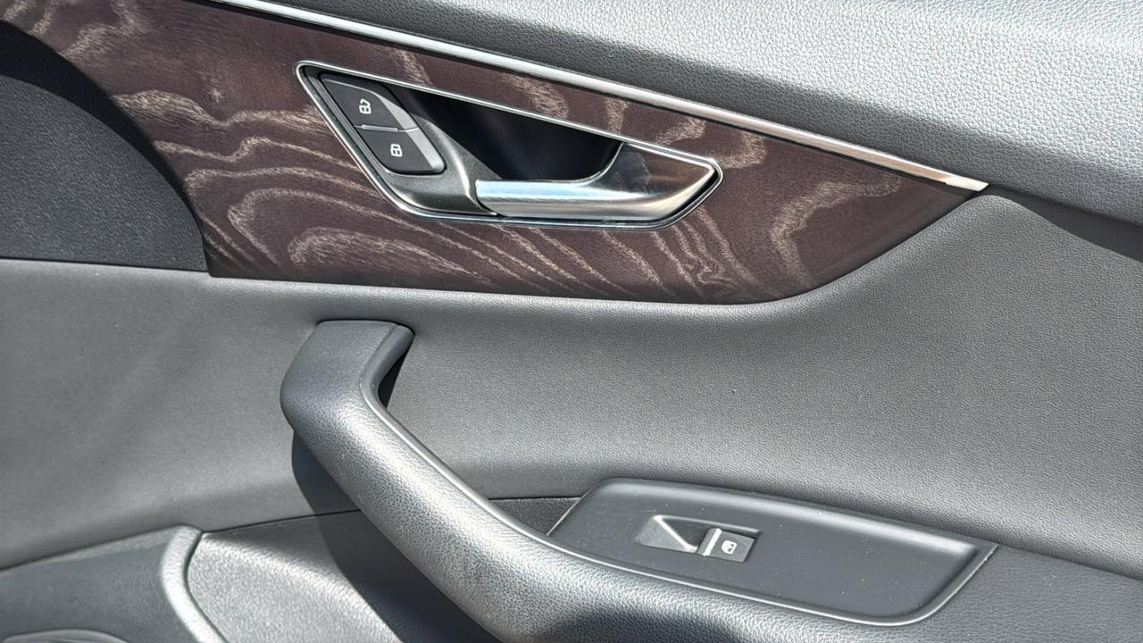 2019 Audi Q8 Premium Plus  Selma TX