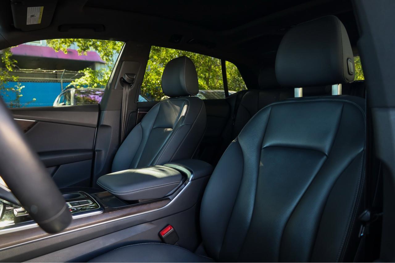 2019 Audi Q8 Premium Plus  Selma TX