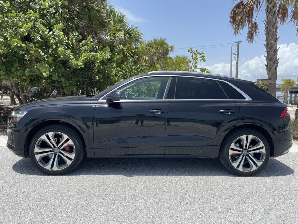 2019 Audi Q8 Premium Plus