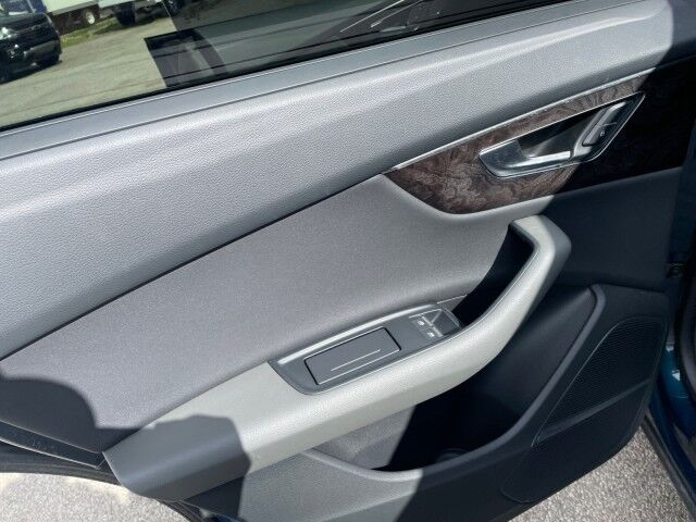 2019 Audi Q8 Prestige Cleveland OH