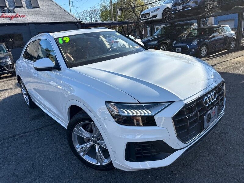 2019 Audi Q8 quattro Premium Plus 55 TFSI