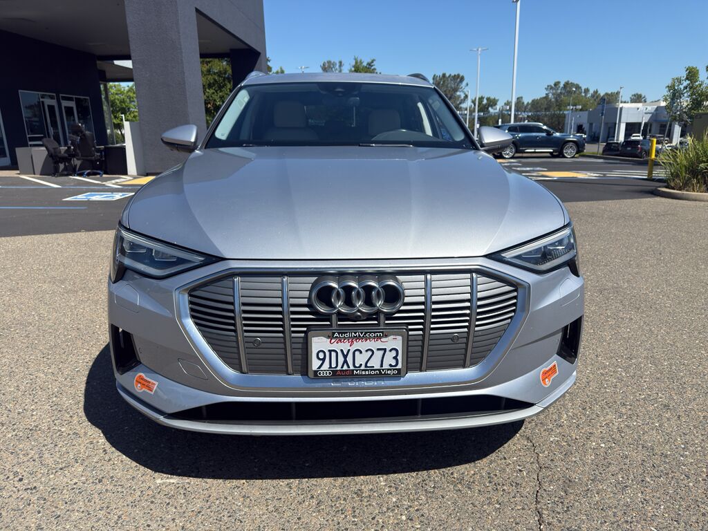 2019 Audi e-tron Premium Plus