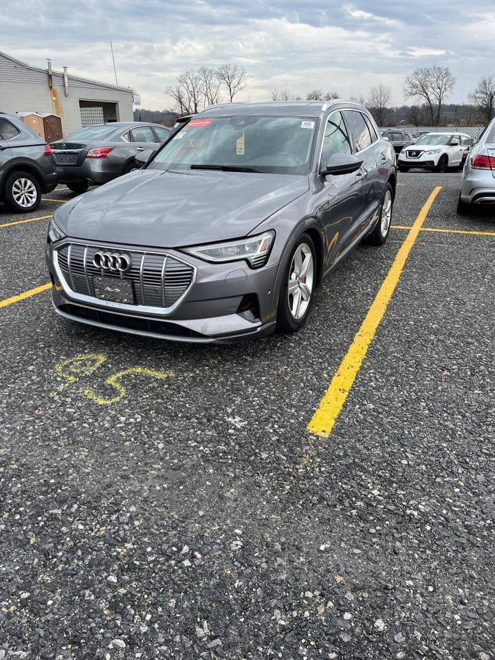 2019 Audi e-tron Premium Plus Quattro
