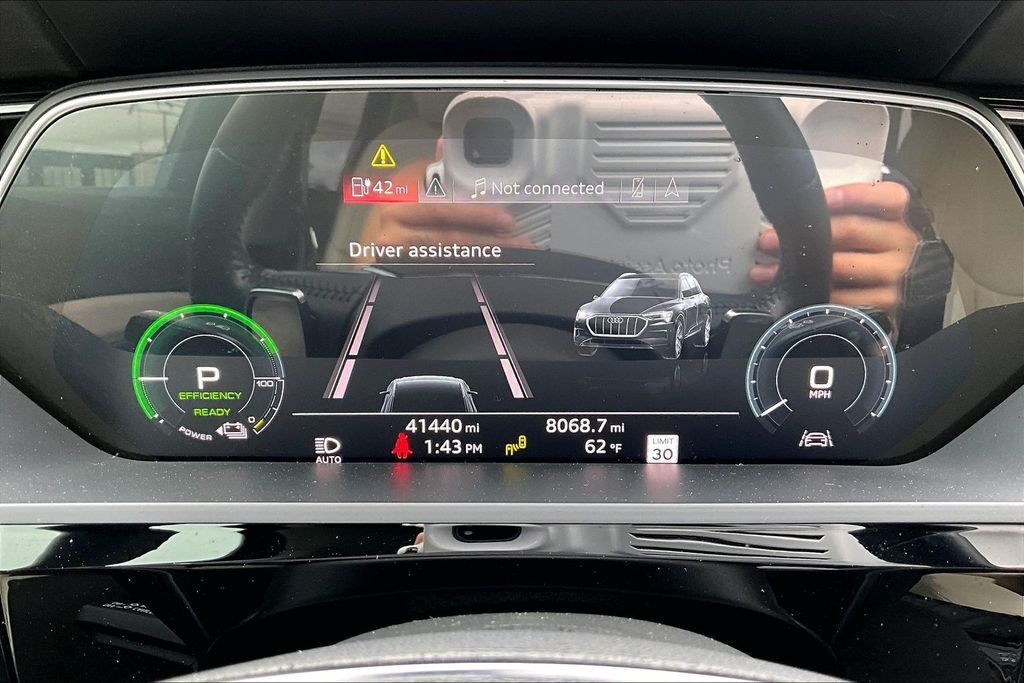2019 Audi e-tron Prestige OR