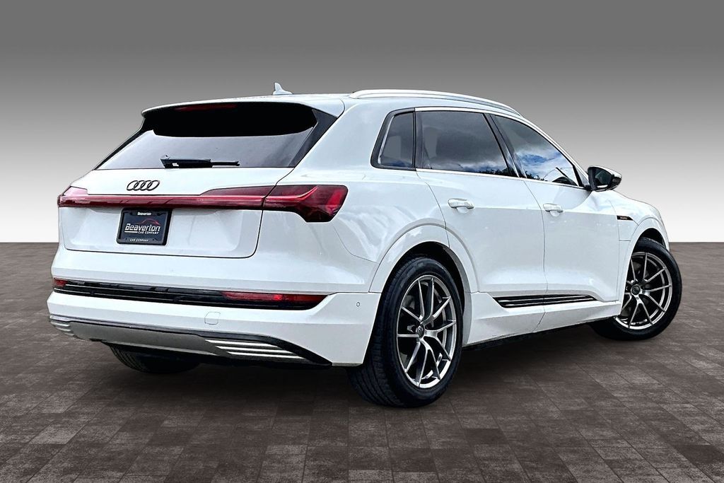 2019 Audi e-tron Prestige OR