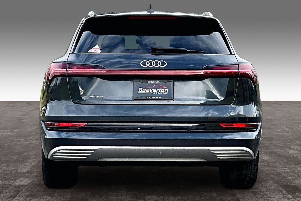 2019 Audi e-tron Prestige OR