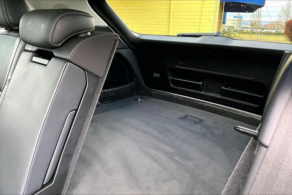 2019 Audi e-tron Prestige OR