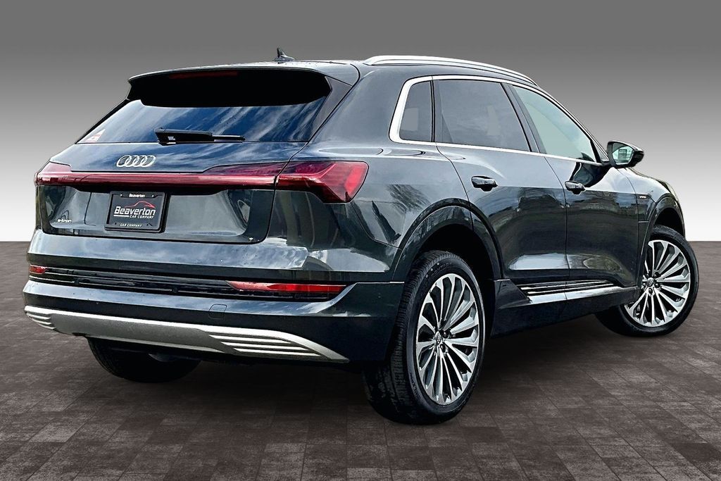 2019 Audi e-tron Prestige OR