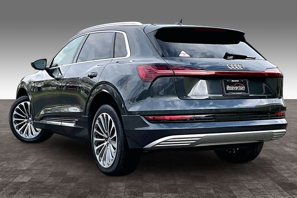 2019 Audi e-tron Prestige OR