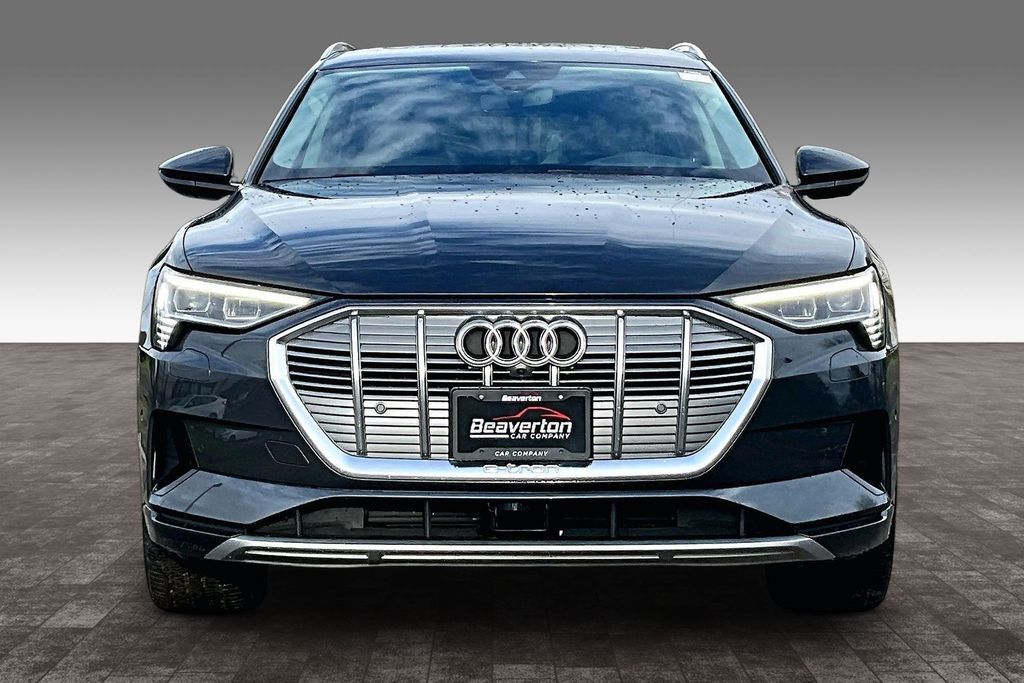 2019 Audi e-tron Prestige OR