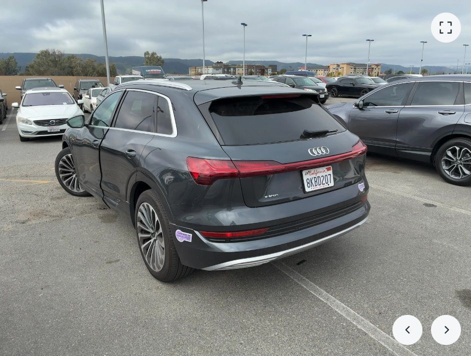 2019 Audi e-tron Prestige OR