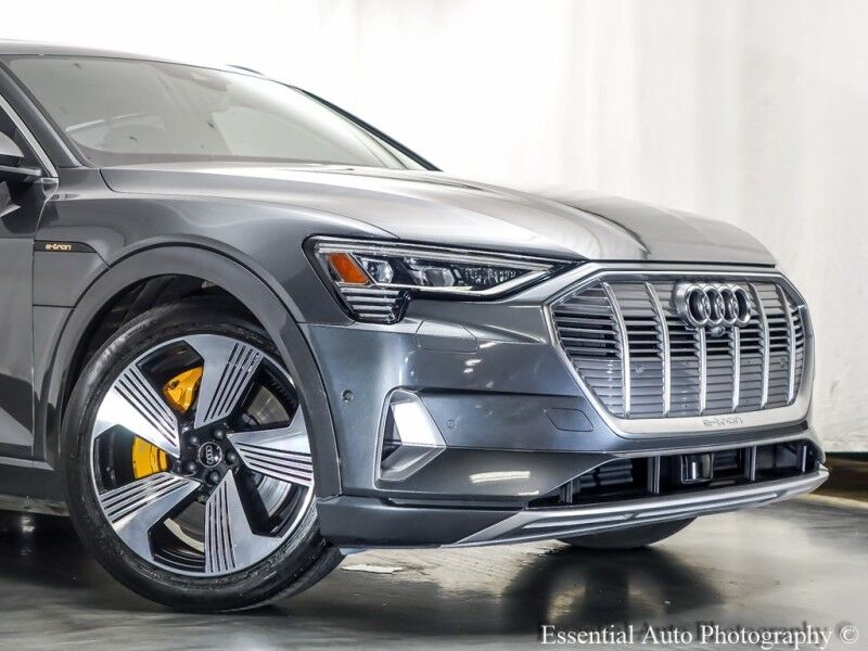 2019 Audi e-tron Prestige PRICE INCLUDES $4000 IRS TAX CREDIT!! YOU MUST QUALIFY! Willowbrook IL
