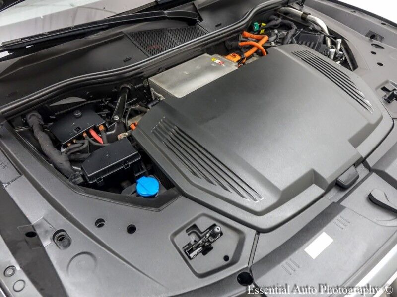 2019 Audi e-tron Prestige PRICE INCLUDES $4000 IRS TAX CREDIT!! YOU MUST QUALIFY! Willowbrook IL