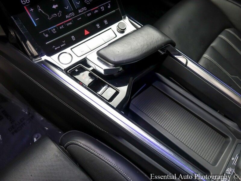 2019 Audi e-tron Prestige PRICE INCLUDES $4000 IRS TAX CREDIT!! YOU MUST QUALIFY! Willowbrook IL